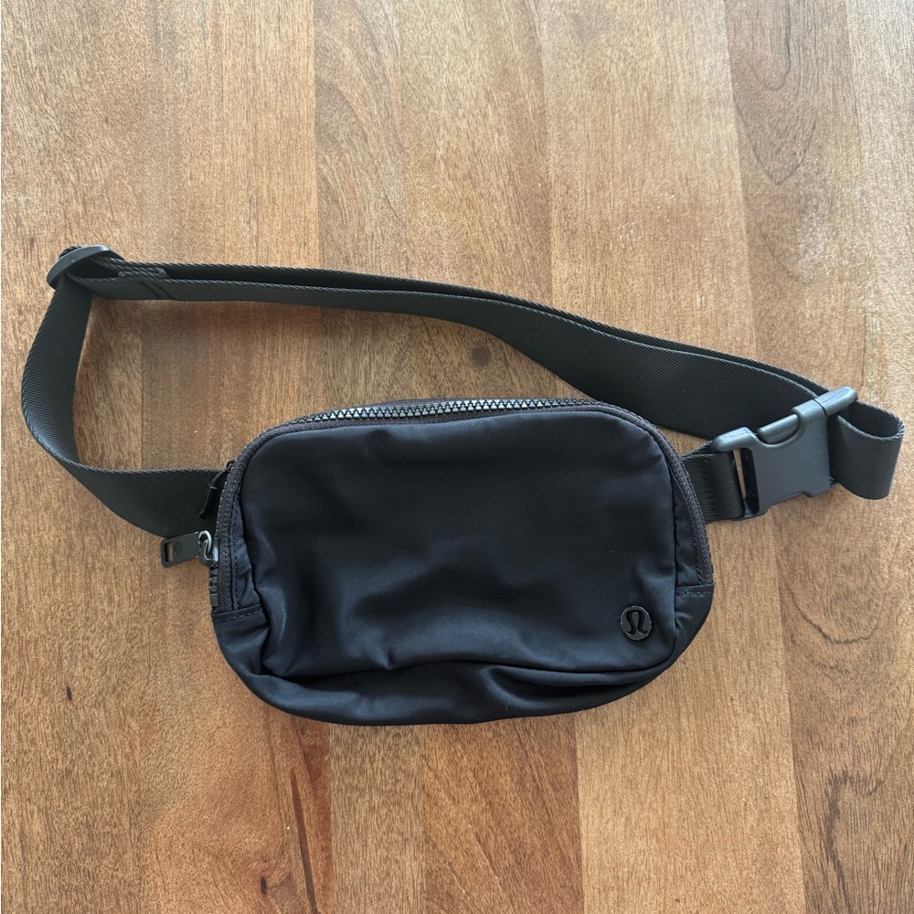 Lululemon Belt Bag
